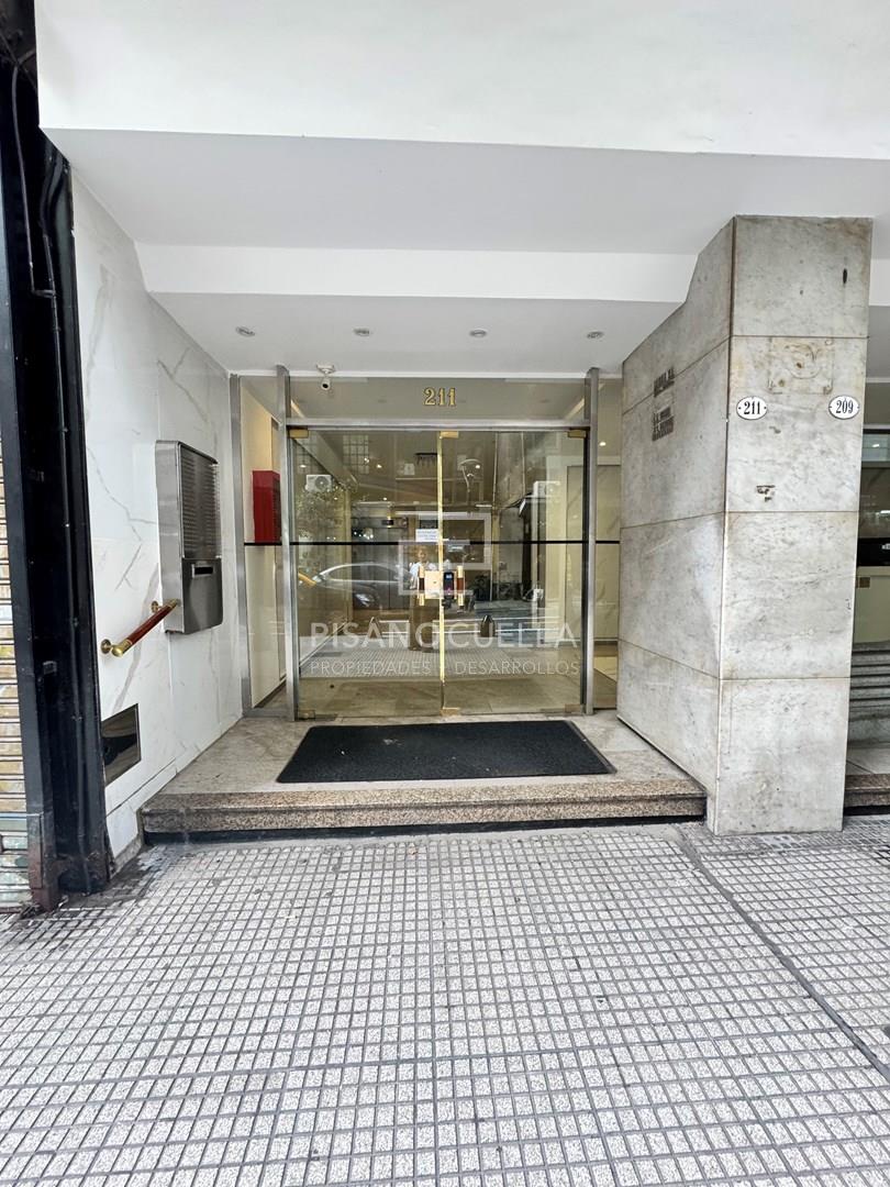 MONOAMBIENTE EN VENTA EN MICROCENTRO APTO CREDITO 200