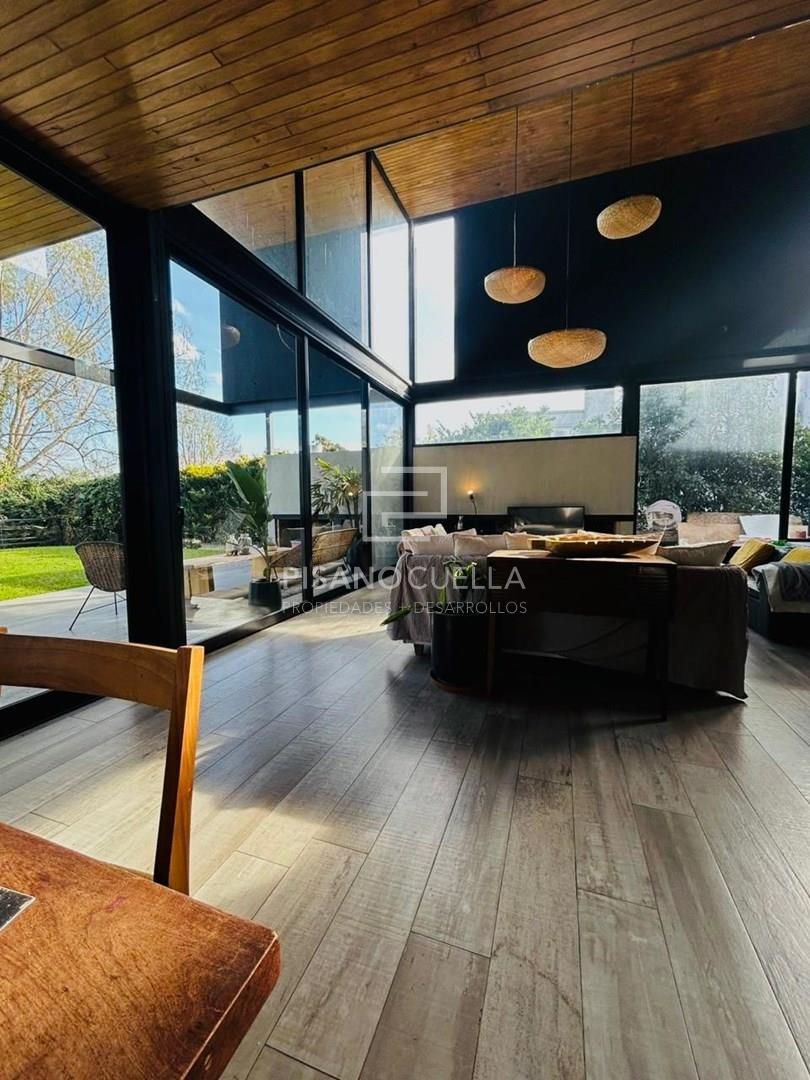 Venta Casa al Golf San Isidro Labrador 0