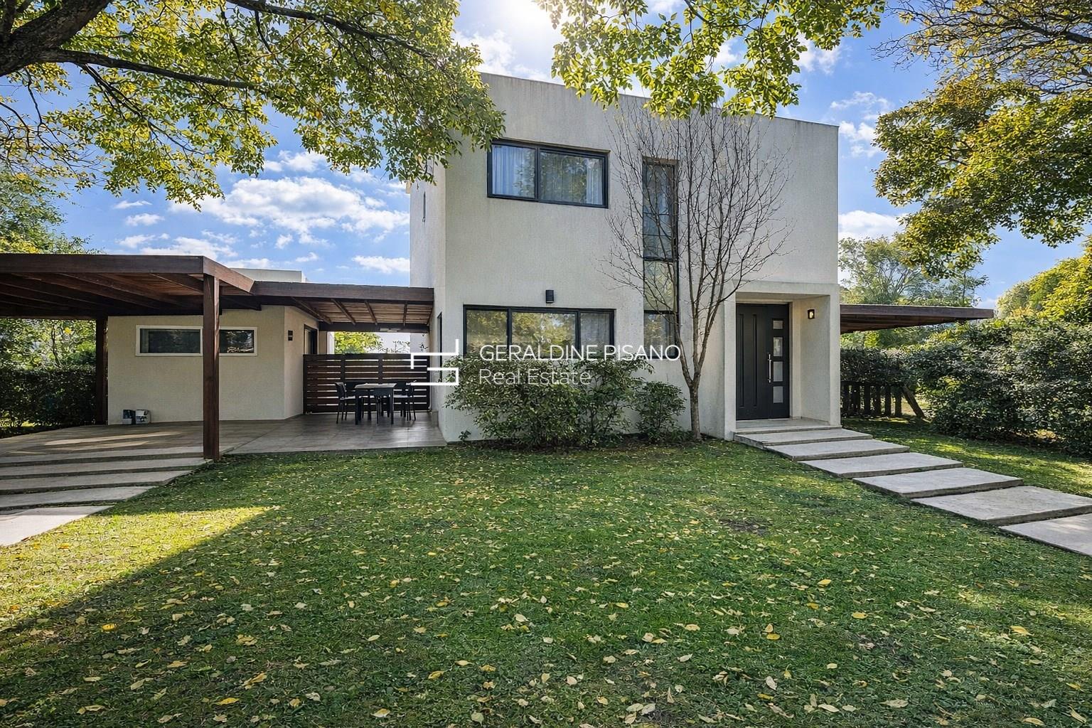 VENTA CASA BARRIO SANTA TERESA VILLANUEVA 3700