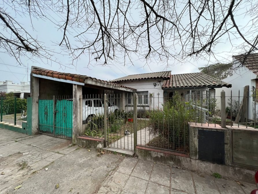 25 DE MAYO 845 - 800