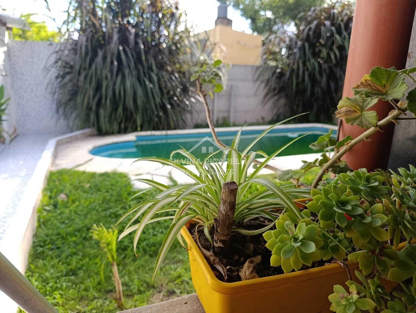 VENTA CASA 5 AMBIENTES- EN TORTUGUITAS Calle Athahualpa 3700