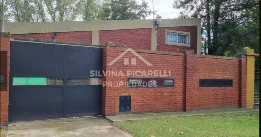 VENTA CASA  -Tortuguitas calle San Blas 3500