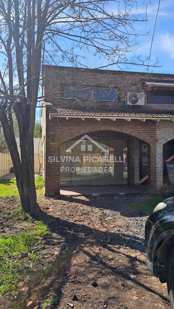 ALQUILER LOCAL COMERCIAL. BARRIO PARQUE SAKURA L. BERNARDEZ 0