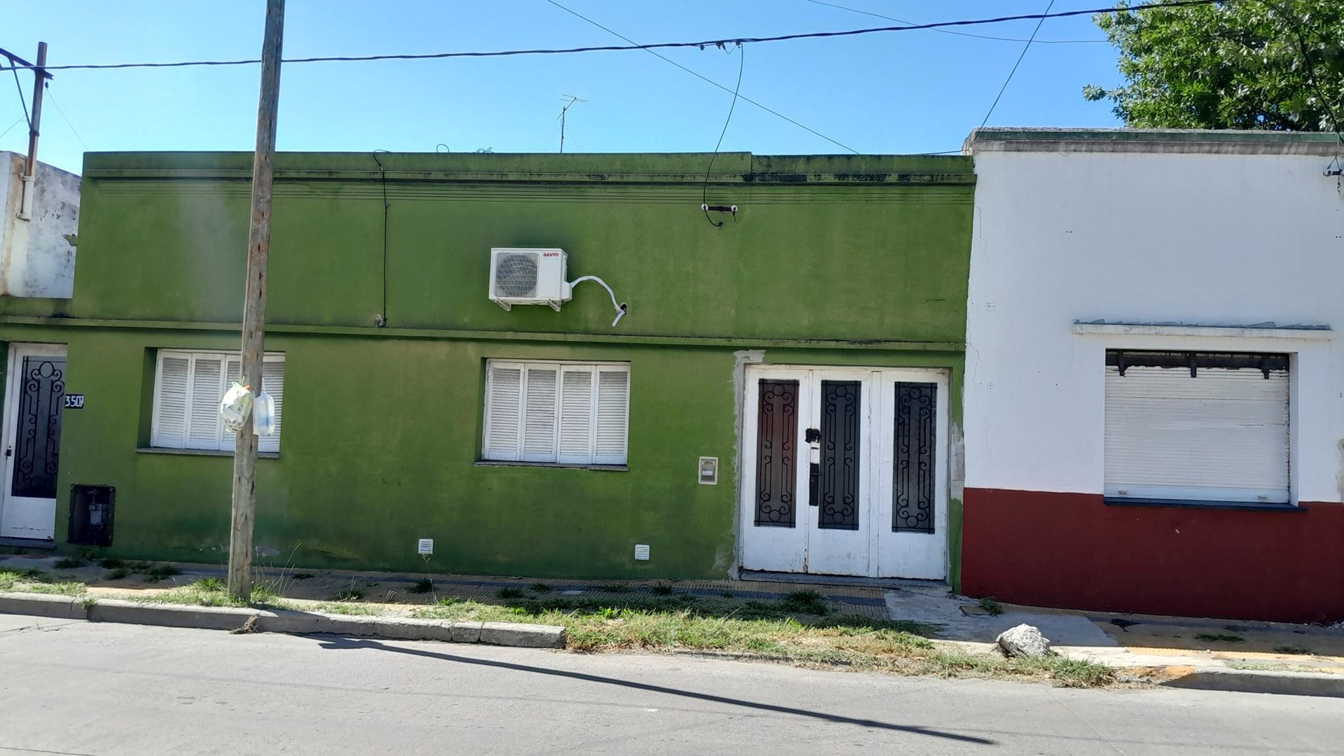 Calle 10  esq. 157  BERISSO 3500