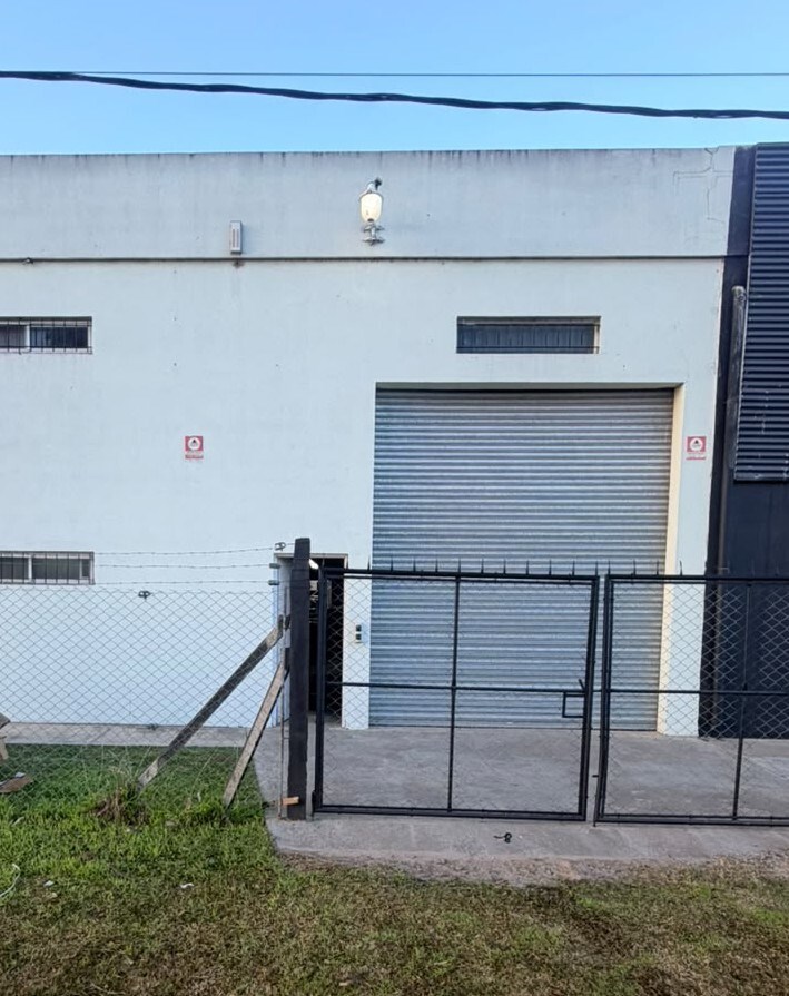 Colectora Norte Acceso Oeste  2200