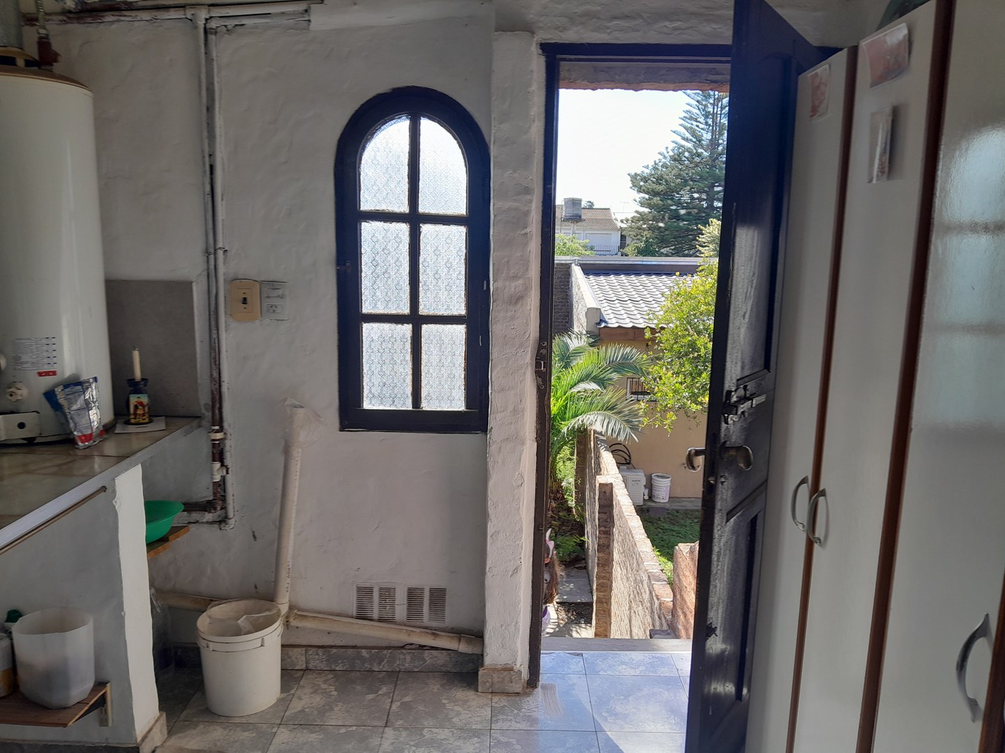 SALIDA A PATIO