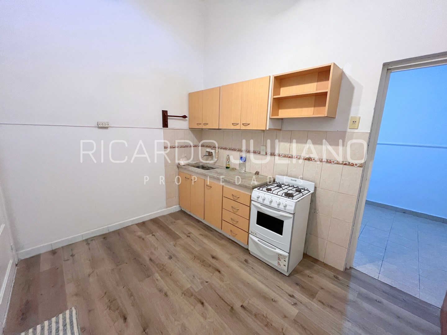 Blanco Encalada 3200