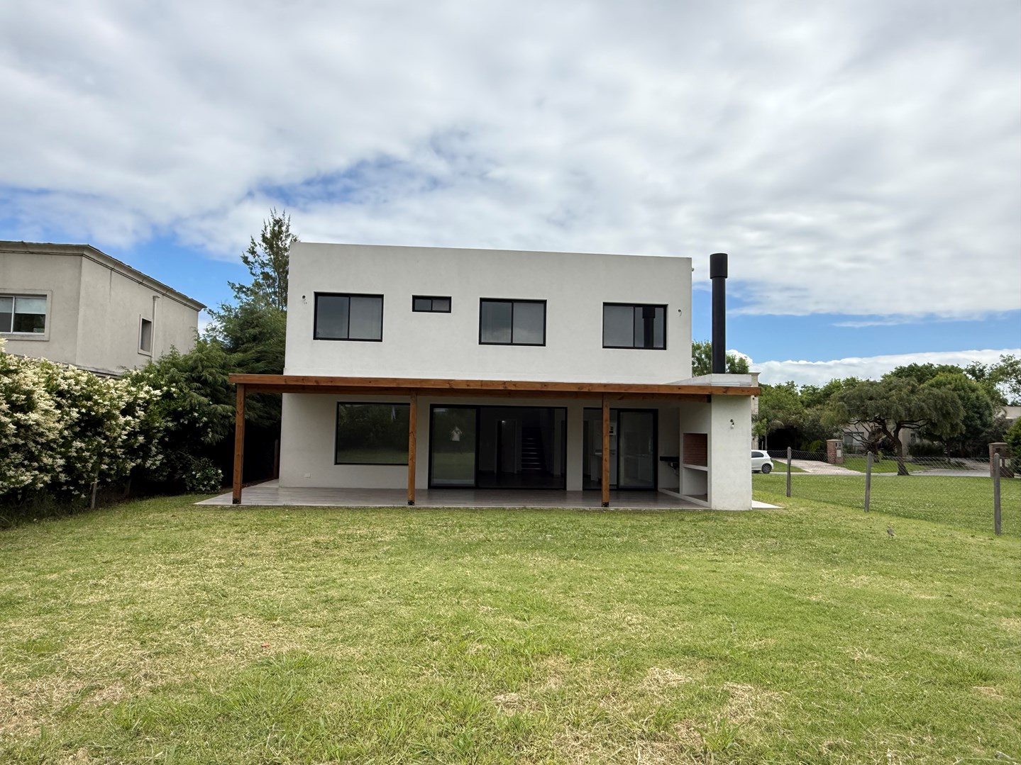 PILAR DEL ESTE - SANTA GUADALUPE