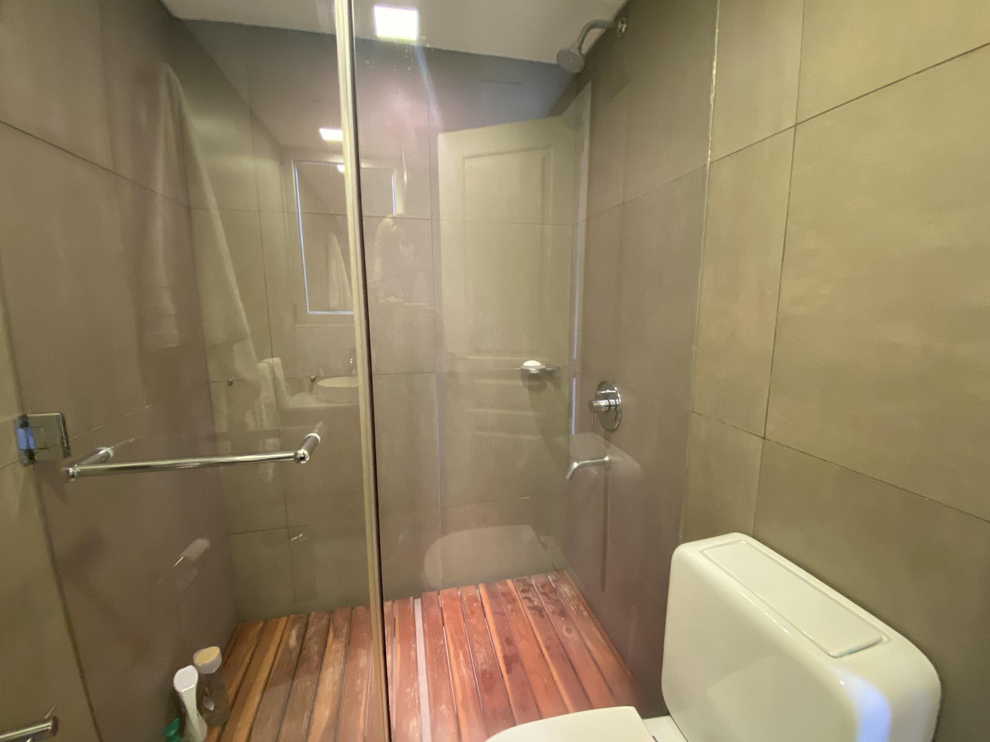 baño compl suite.jpg