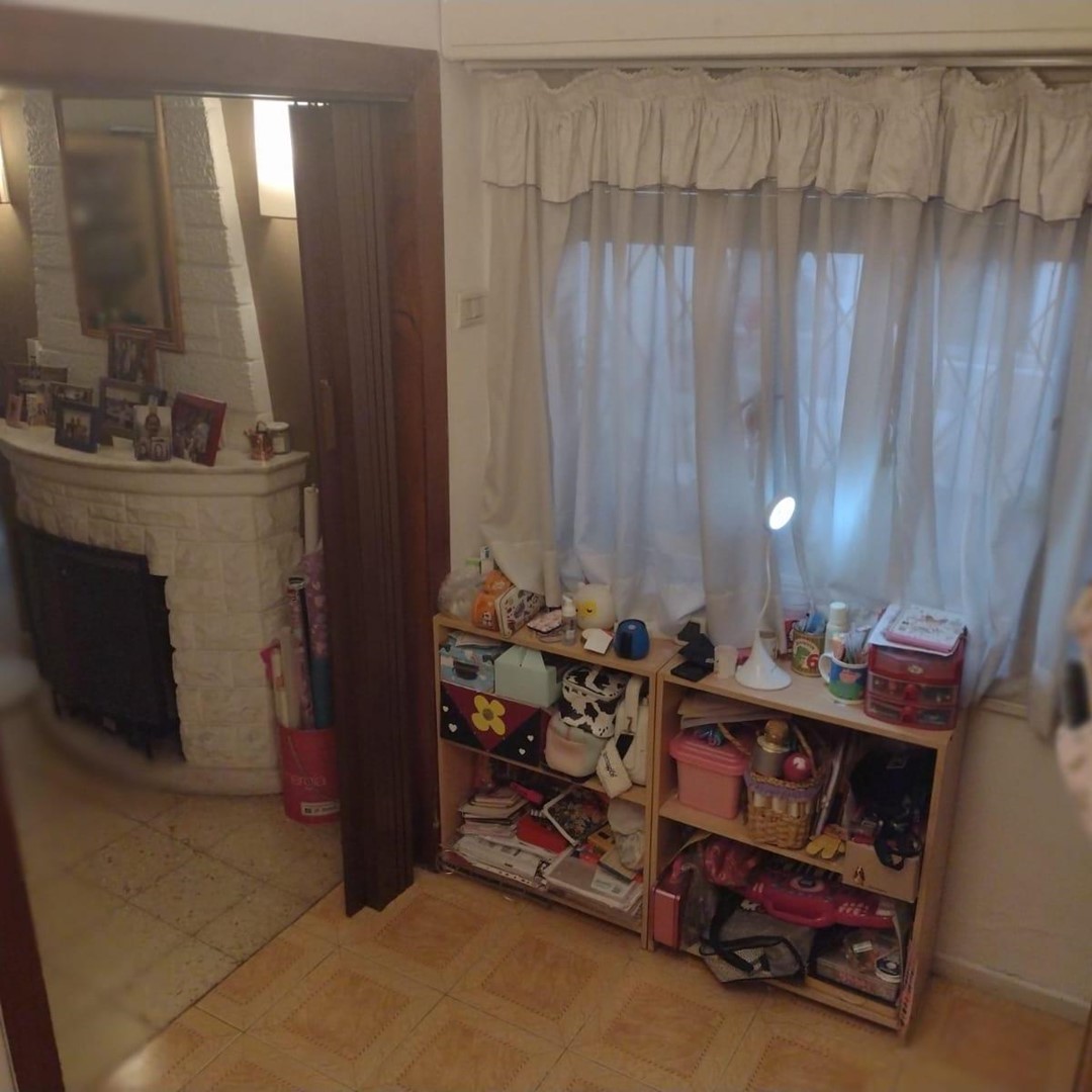 1856591489.jpg