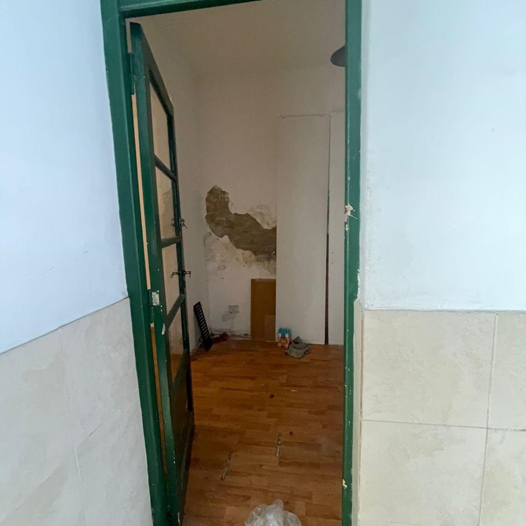 1900515850.jpg