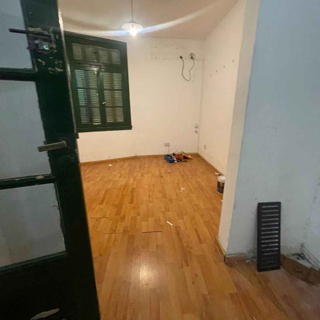 1900515873.jpg
