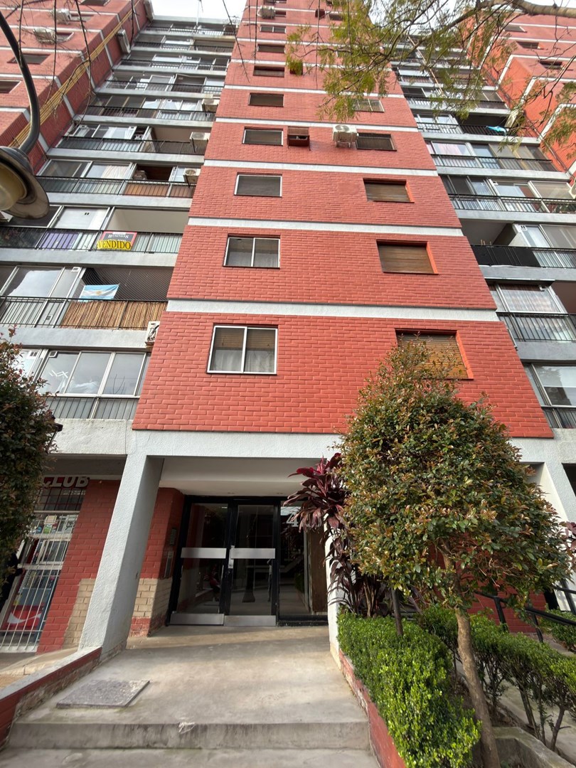 Avenida Peron 400
