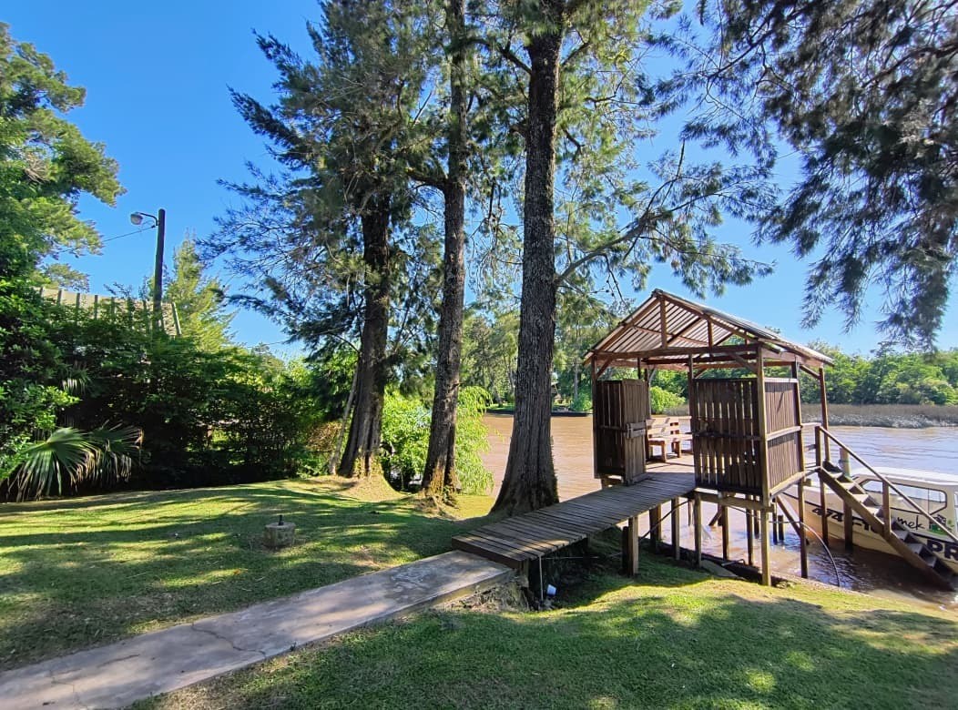 Rio o Arroyo Sarmiento Villa Elvira