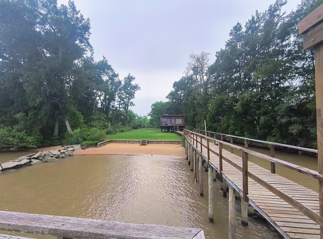 Rio o Arroyo Canal Honda Cabaña de La Playa