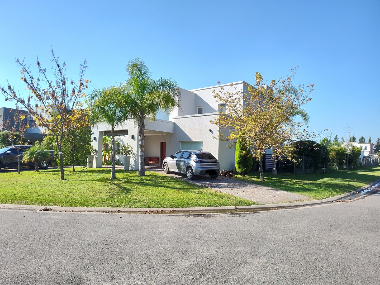 BARRIO SAN RAFAEL, Blvd de todos 3500