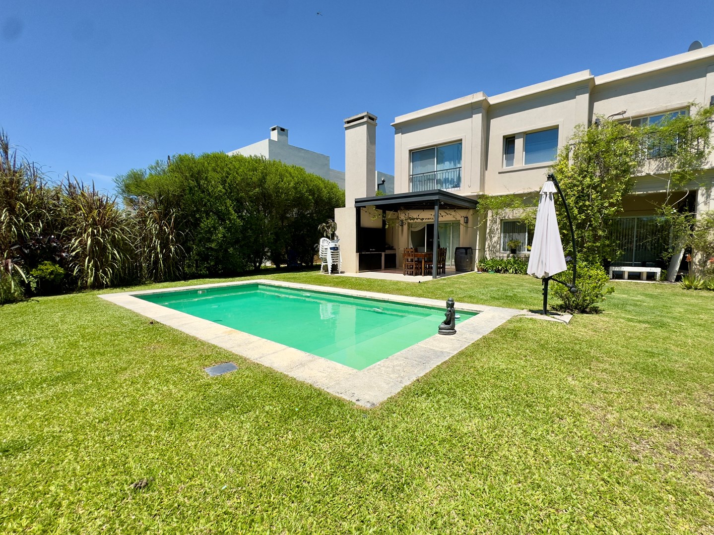 av de los lagos 5300