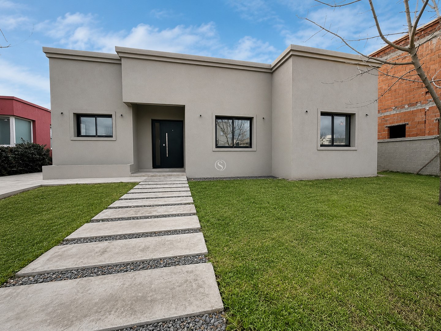Casa en Venta, Barrio Santa Lucia, Pilar del Este 0