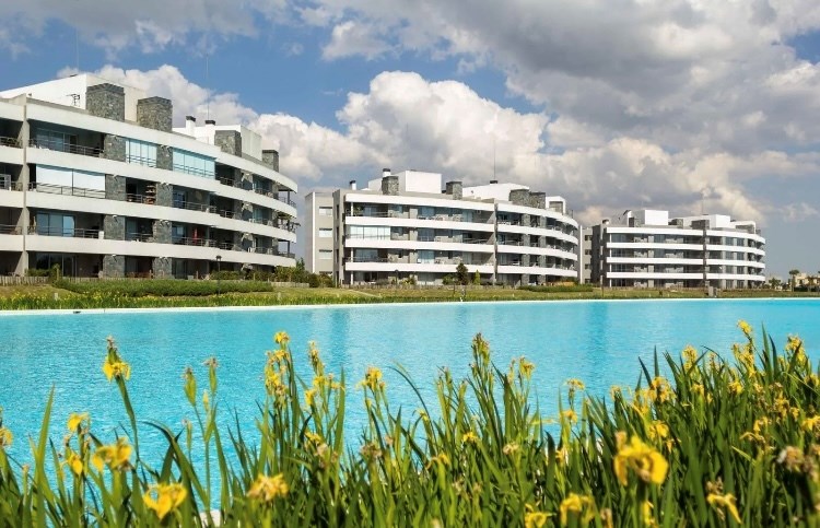 Lagoon Pilar Caamaño 0