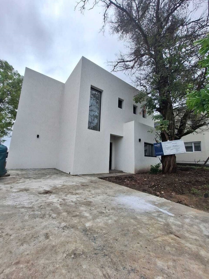 Santa Elena - Pilar del Este 0