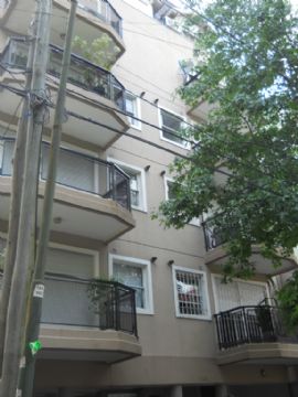 Albarellos 1800, 4 B