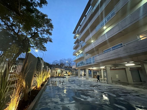 Venezuela 4000, 6 lapacho602