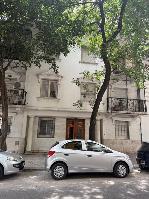 Migueletes 1100, 1 E