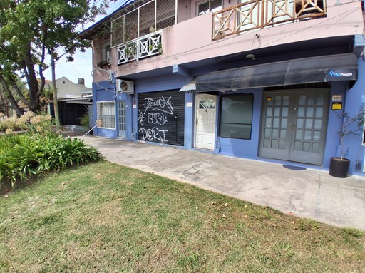 Primera junta 900, PB