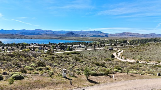 Barrancas de Dina Huapi