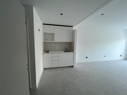 Lugones 3900