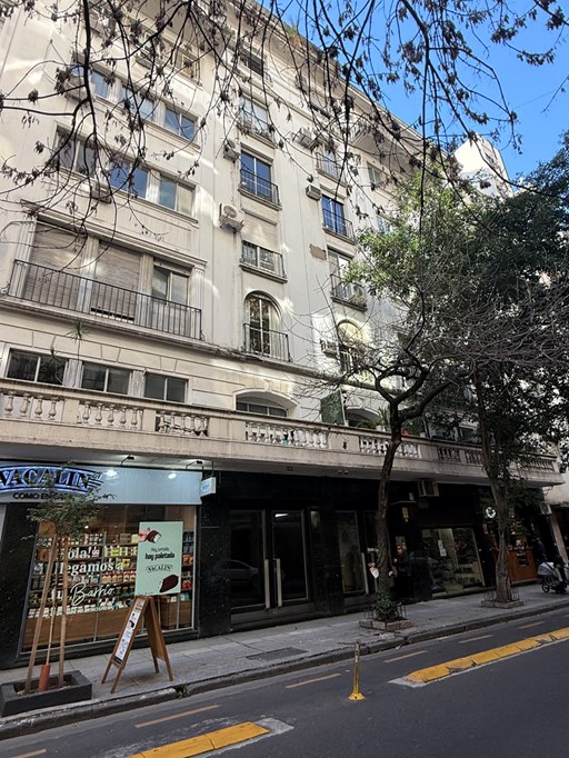 Juncal 1600