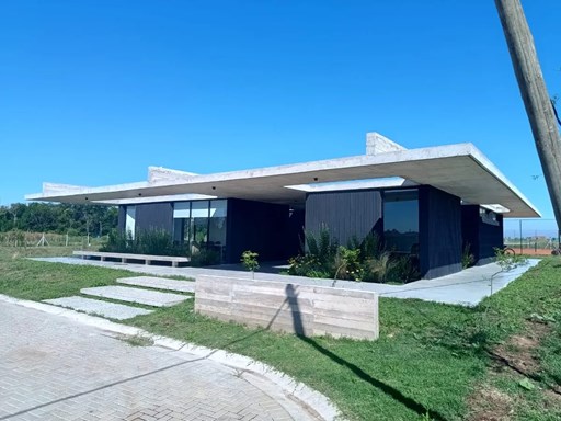 Barrio Village Joven 3700