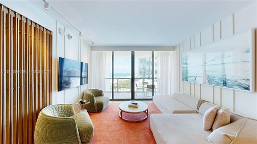 Collins Ave 2200