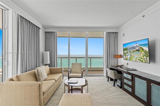 Collins Ave 4300