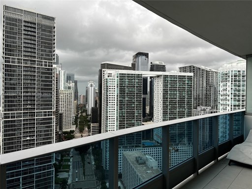 BISCAYNE BLVD WAY 200