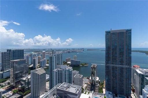 Brickell Plz 1000
