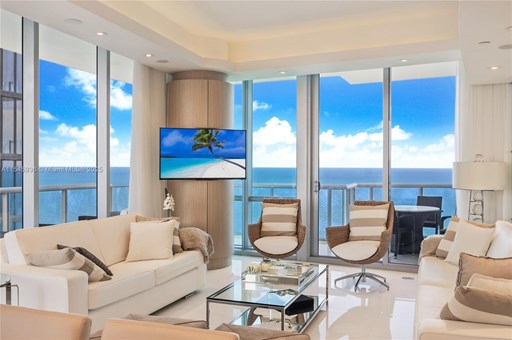 Collins Ave 17100