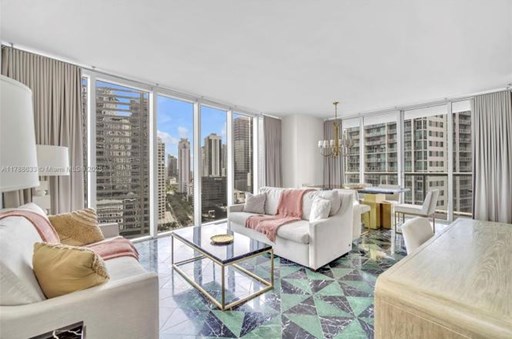 485 Brickell Ave #2508 400