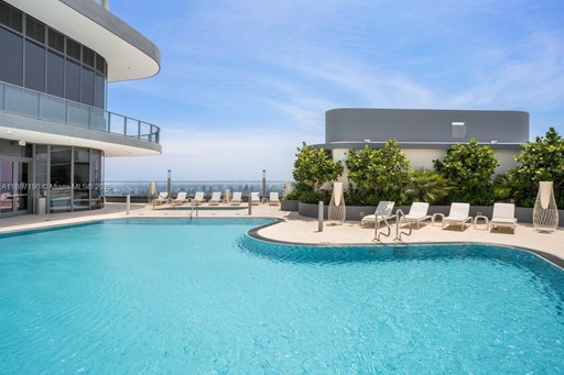 1000 Brickell Plz #2705 1000