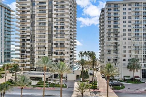 Collins Ave 5700
