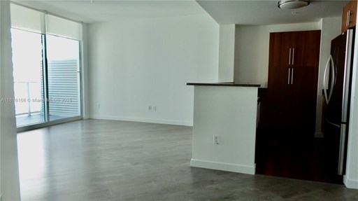 S Biscayne Blvd 300