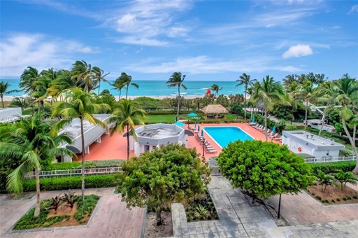 Collins Ave 2400