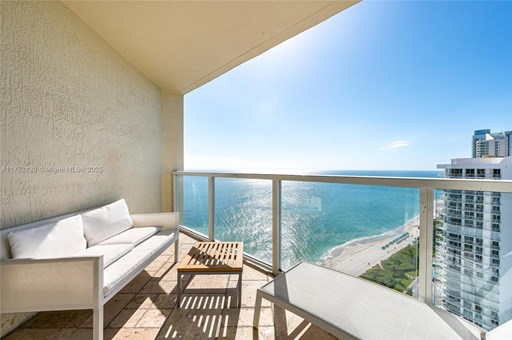 Collins Ave 16600