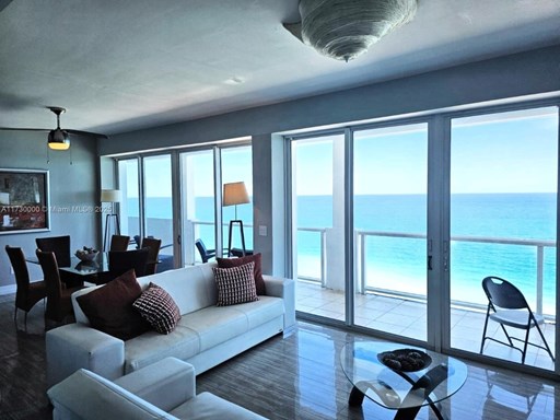 Collins Ave 5400