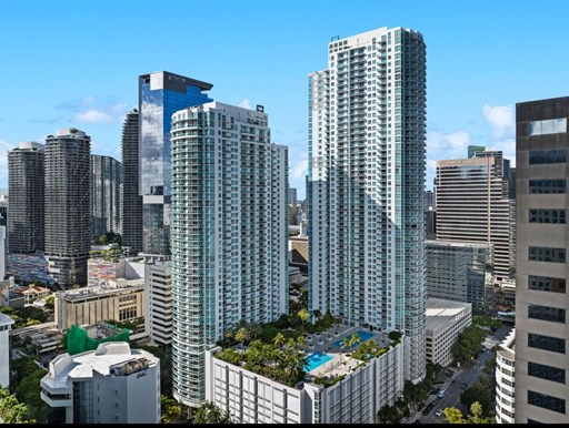 951 Brickell Ave 900