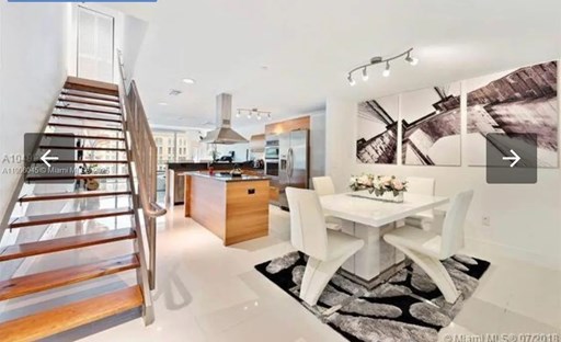 2950 NE 188th St 2900