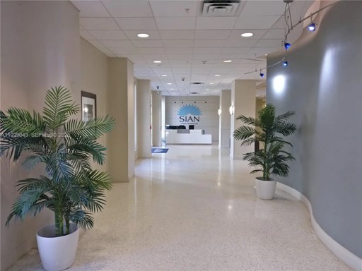 4001 S Ocean Dr 4000