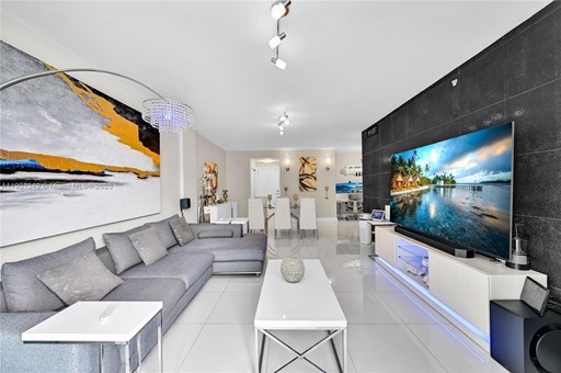 3001 S OCEAN DR 3000