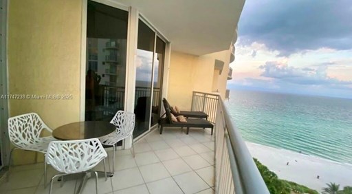 17375 Collins Ave #1404 17300