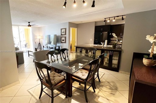 19555 E Country  Club 19500